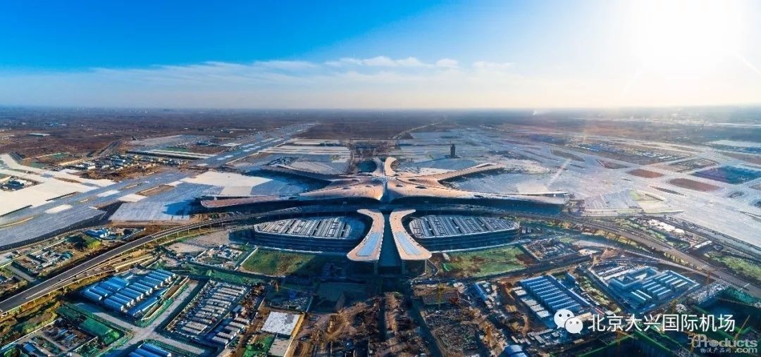 大兴国际机场航班业务热闹非凡
