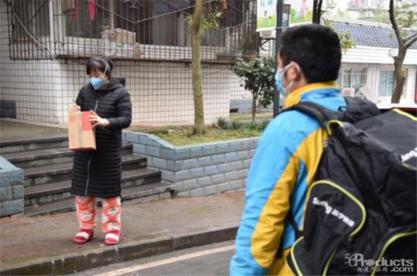 疫情之下的零售业：得物流者得天下