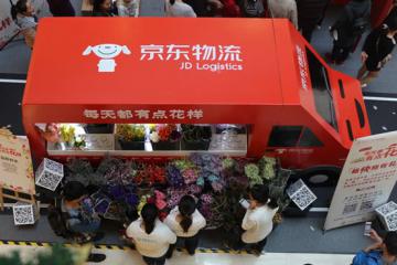 春节黑天鹅，马云刘强东物流之争胜负已分？