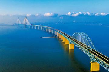 抓住挑战背后的产业机遇