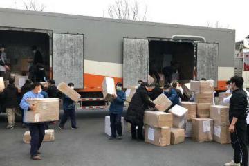 快递企业2月收入普降，疫后如何应对洗牌期