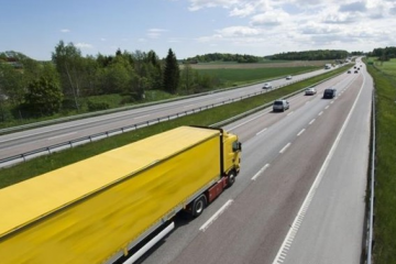 2020年我国公路货运行业市场现状与发展趋势分析