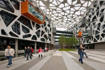 财报里的电商“三国杀” 烧钱能否持续