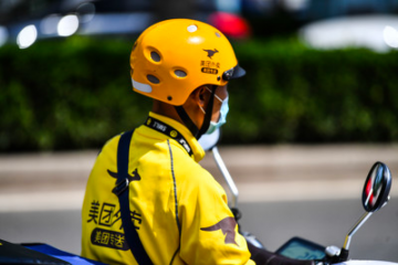 巨头下场，即时配送必有一战