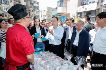 货源、资金全面对接，各大巨头争相扶持“地摊经济”