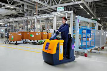 政策措施密集出台：物流+制造，平台化融合将碰撞出啥样火花？