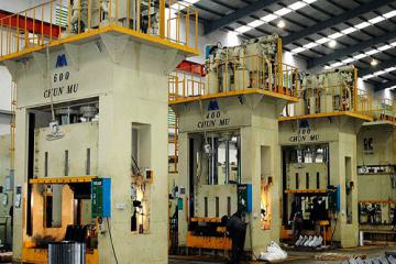 11月制造业PMI52.1%！中国经济越来越有信心