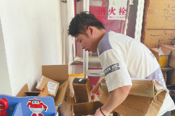 购物狂欢落下帷幕 你收到的快递是“绿色”的吗？