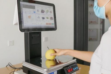 菜市场如何采用收银称重一体机，应对社区生鲜零售的挑战