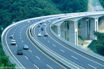 国六排放标准实施 物流企业有道关要过