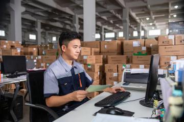 致各位网点老板：不要成为快递业的“薇娅”