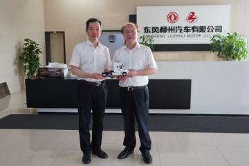 院士来访，为东风柳汽点赞！