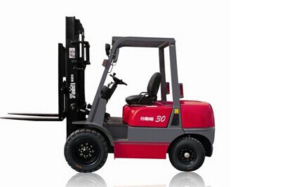 台励福平衡重式柴油叉车1.5T