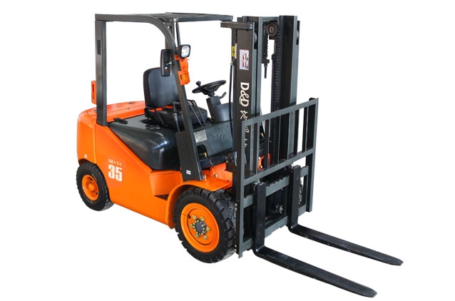 青岛地恩地机械内燃叉车M35D 