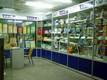 钛合金展柜