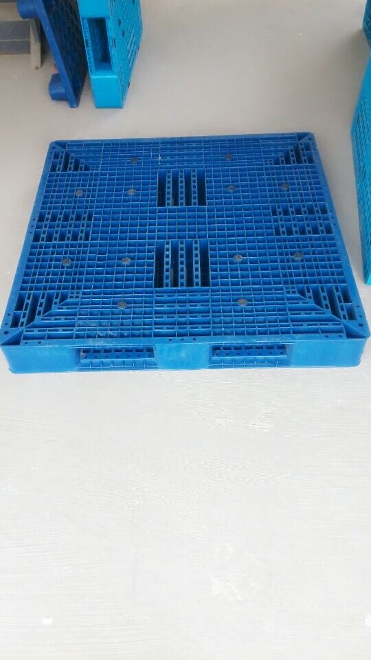 塑料托盘价格，哈尔滨塑料托盘厂家，哈尔滨塑料托盘，托盘批发