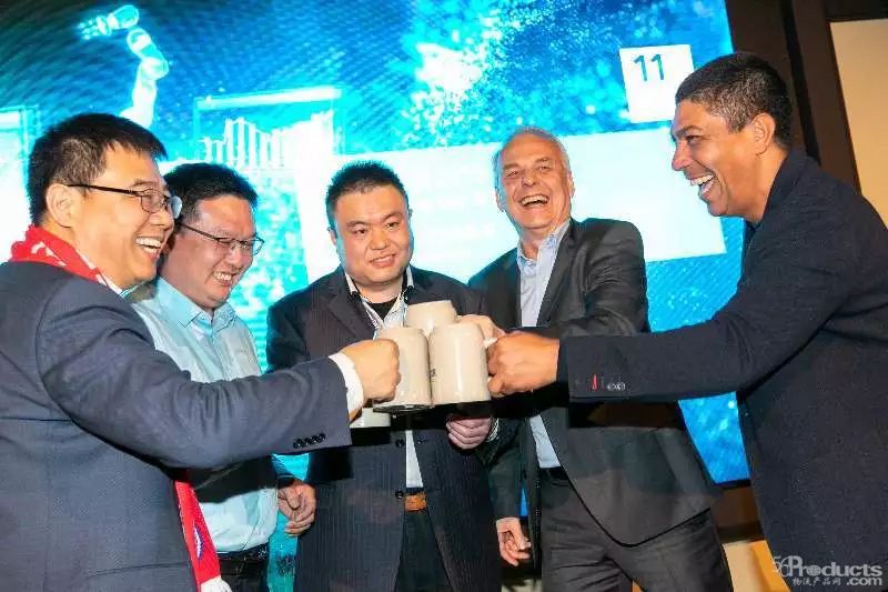 1554774418841744.jpg 640.webp (14).jpg