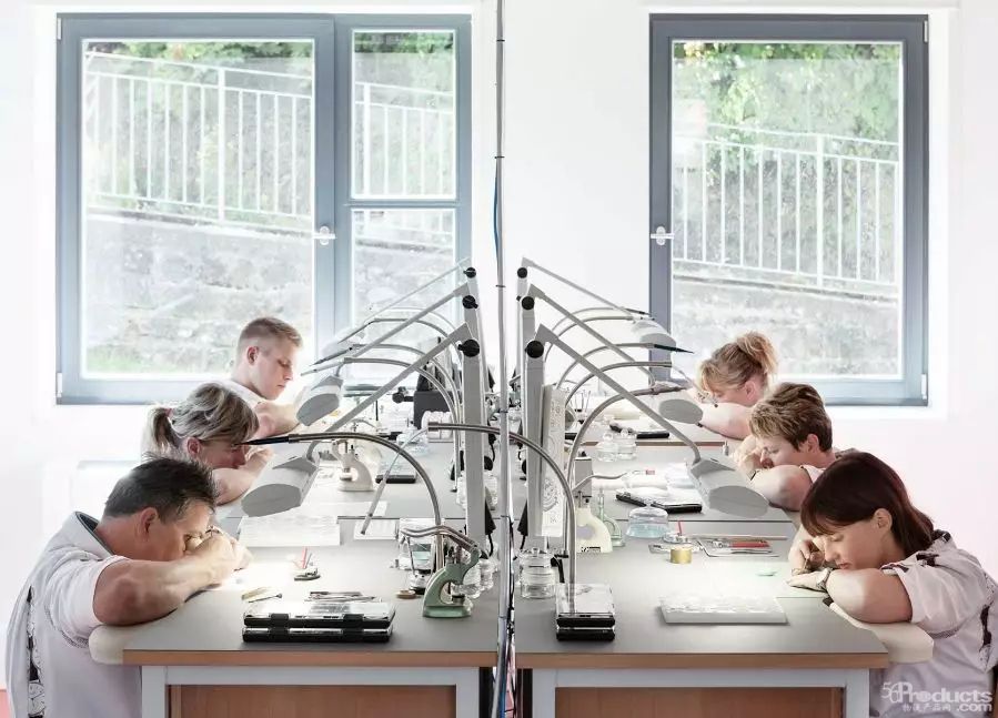 1556586422115079.jpg 640.webp (15).jpg