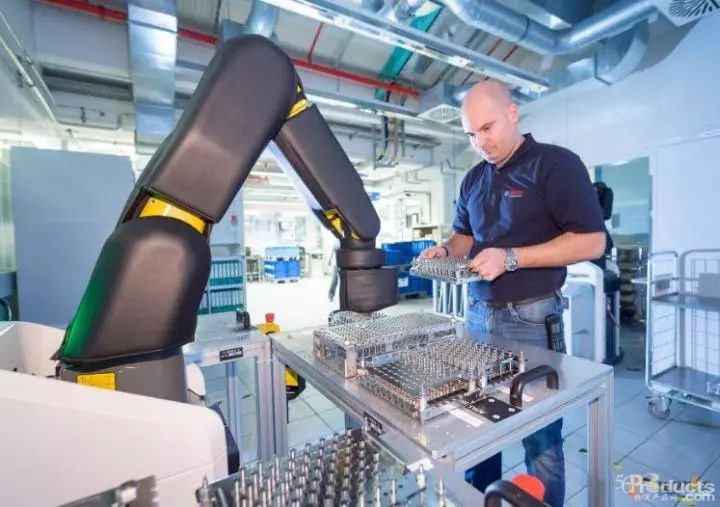 1556586473107523.jpg 640.webp (18).jpg