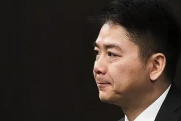 刘强东拿下火箭大单，一飞冲天